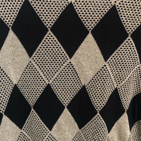 DEAL!!Black, gold, argyle pattern cardigan, small - Picture 4 of 6